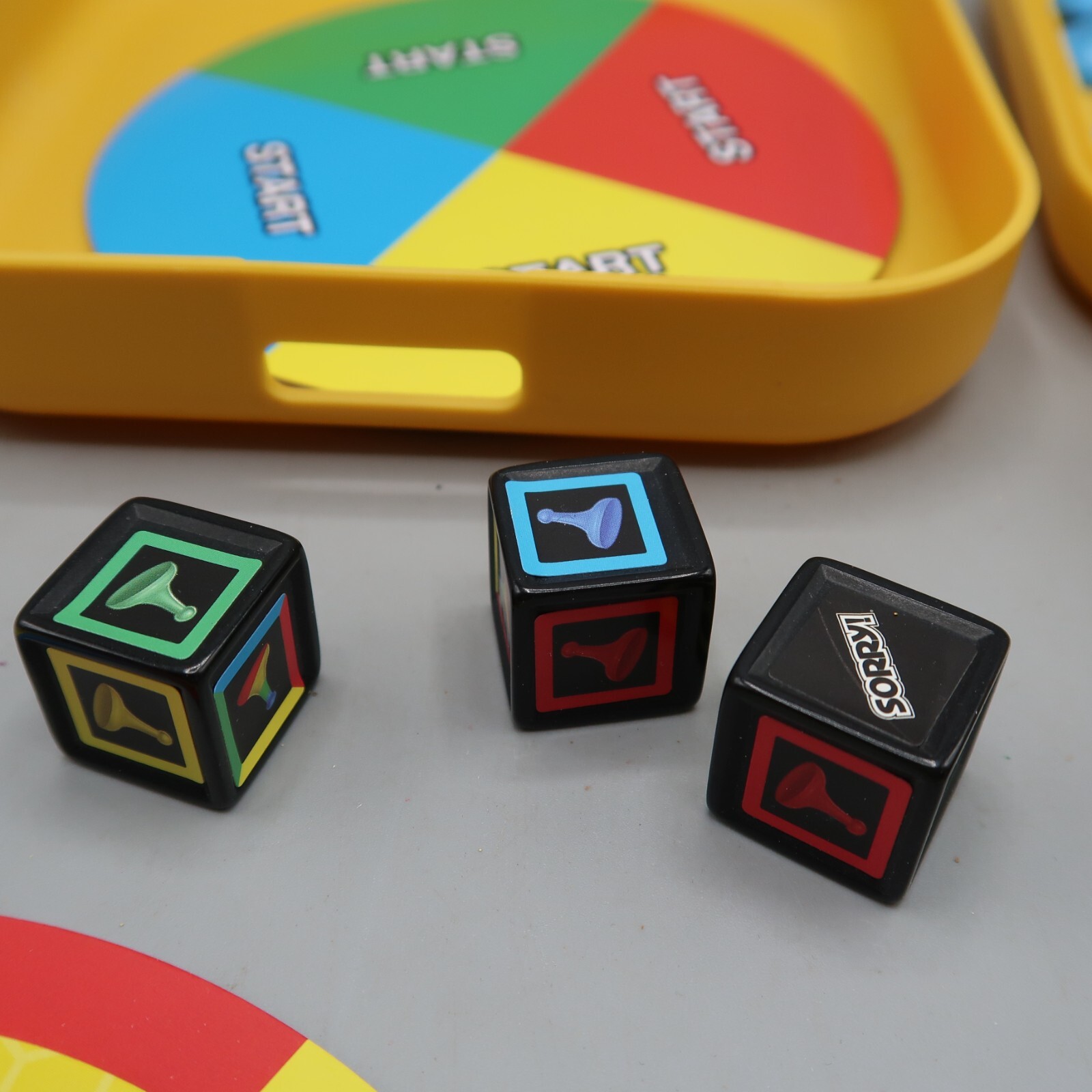 Hasbro Sorry! Diced Game Fast Portable Ready, Set, Roll 2 To 4 Players Travel