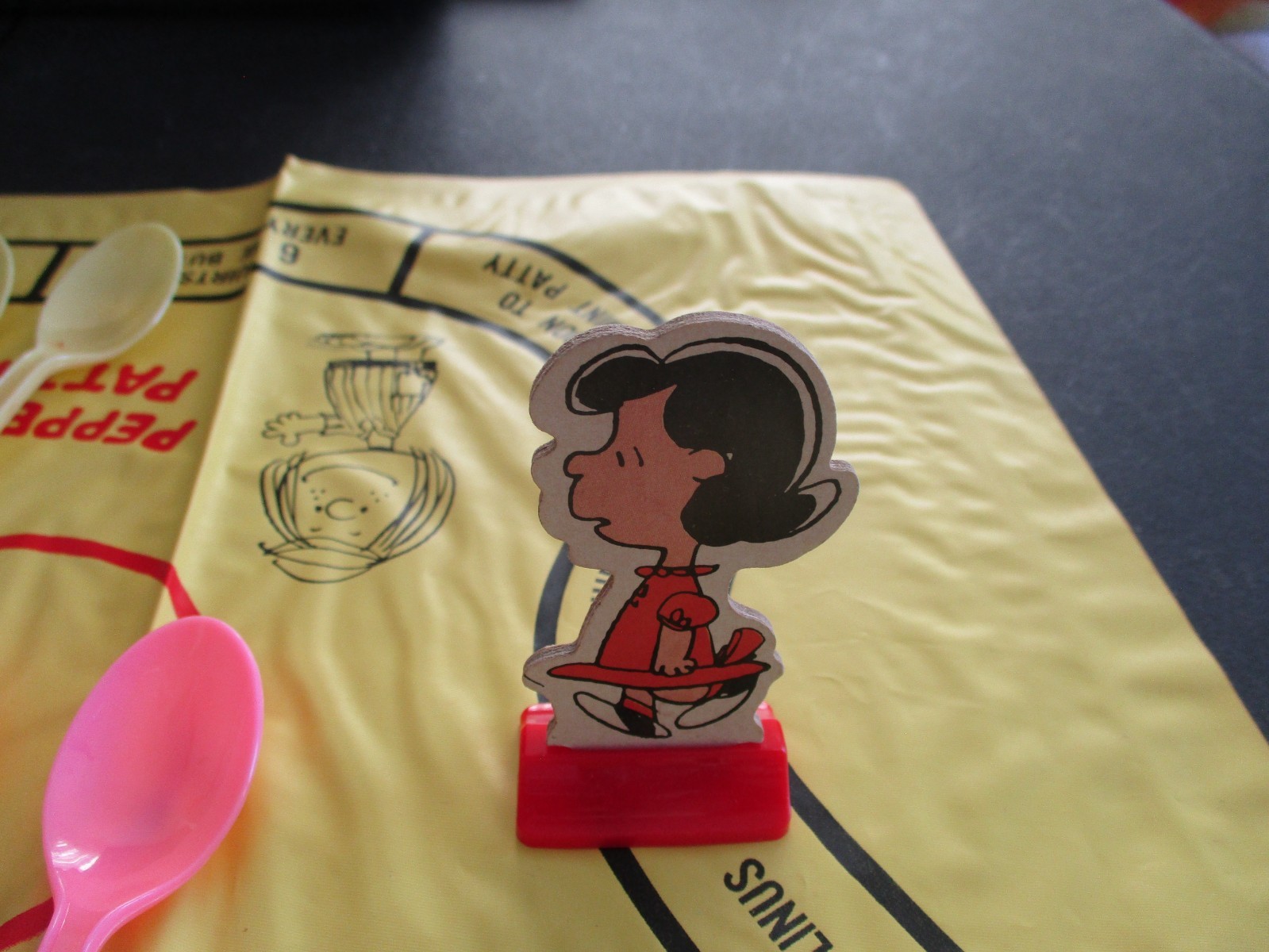 Vintage 1971 Peanuts Lucy’s Tea Party Game Milton Bradley 4129 Missing 4 sugars