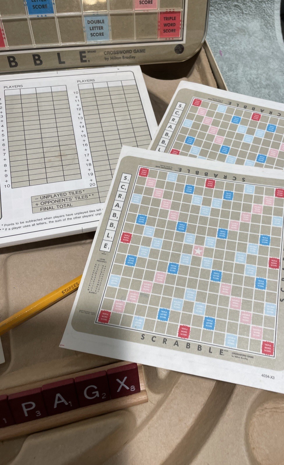 Milton Bradley Scrabble Deluxe Crossword Board Game Rotating Turntable 1988