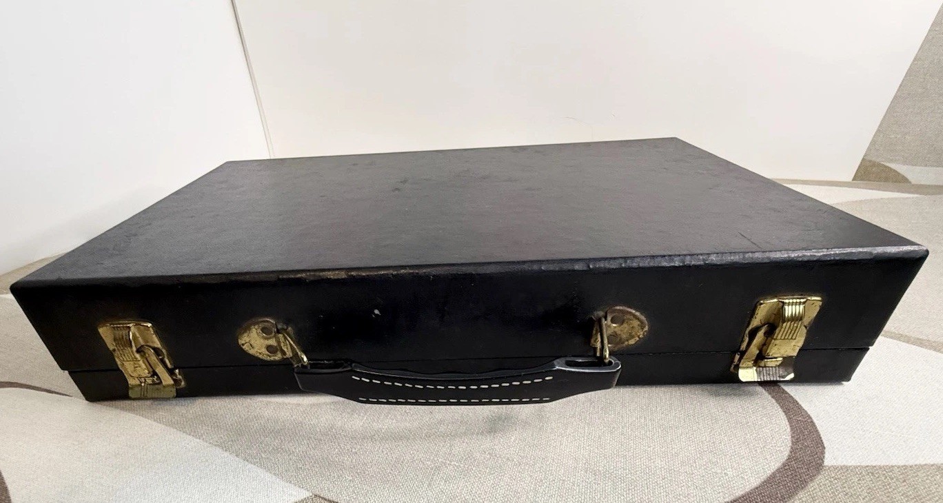1944 E.S. Lowe Family Fun Board Gambling Casino Games Set Suitcase INCOMPLETE