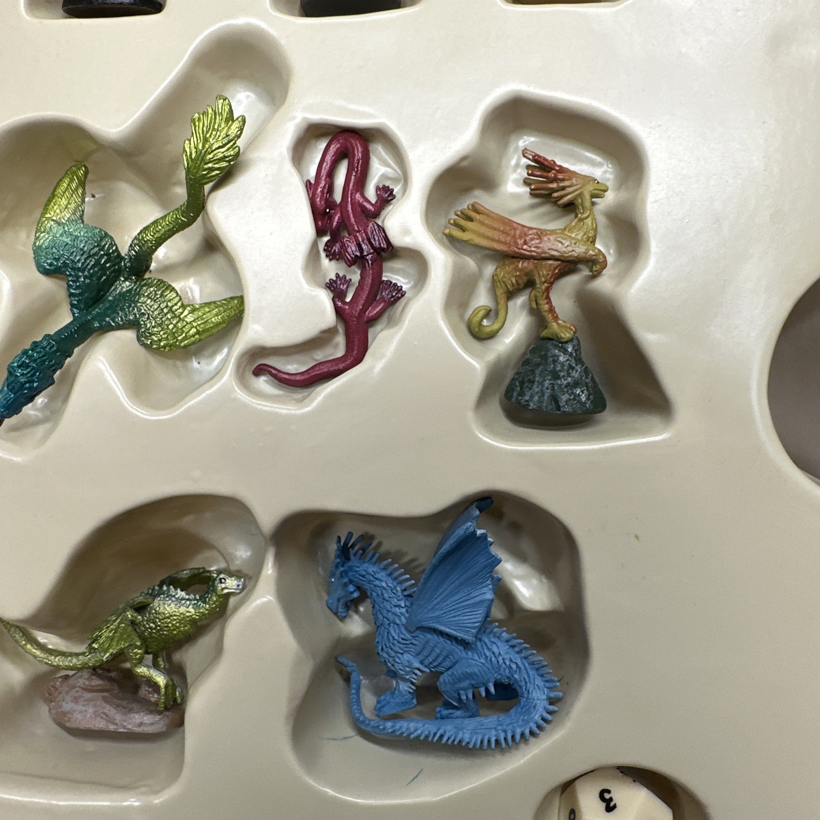 Dragonology The Game 2006 Sababa Toys Fantasy Board Game
