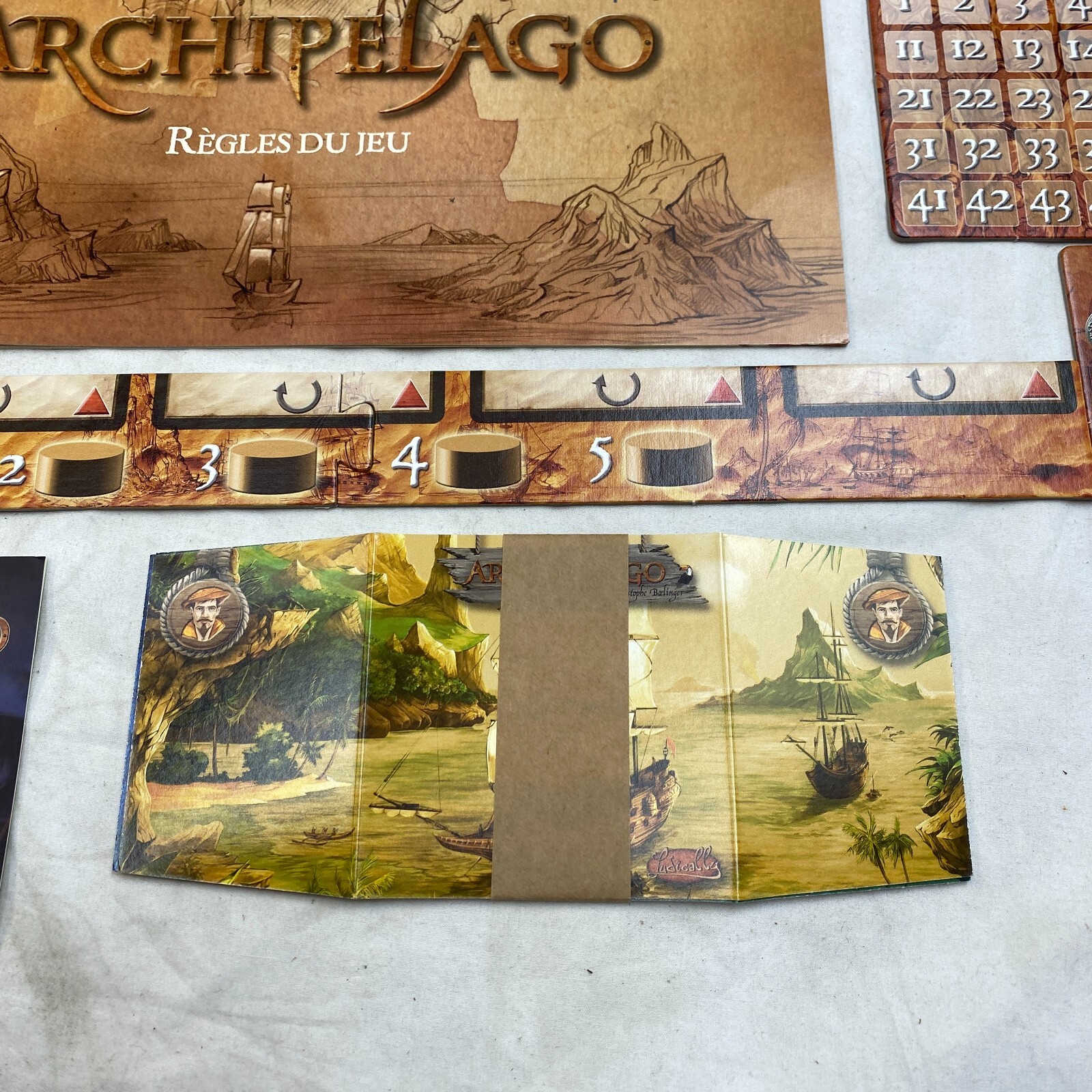 Archipelago Board Game + War & Peace Expansion Ludically 2012 (FRENCH) EX/EX