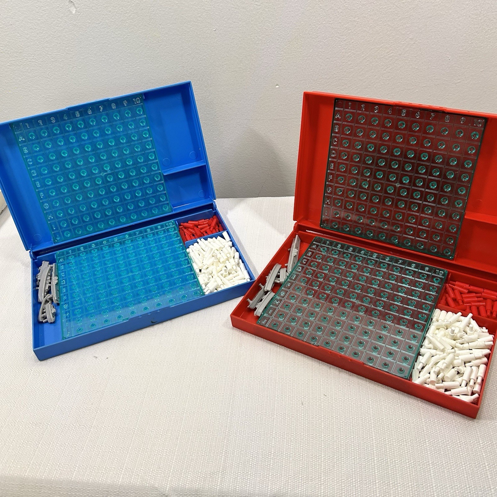 Vtg 1971 Battleship Game by Milton Bradley in Great Condition 100% Complete!