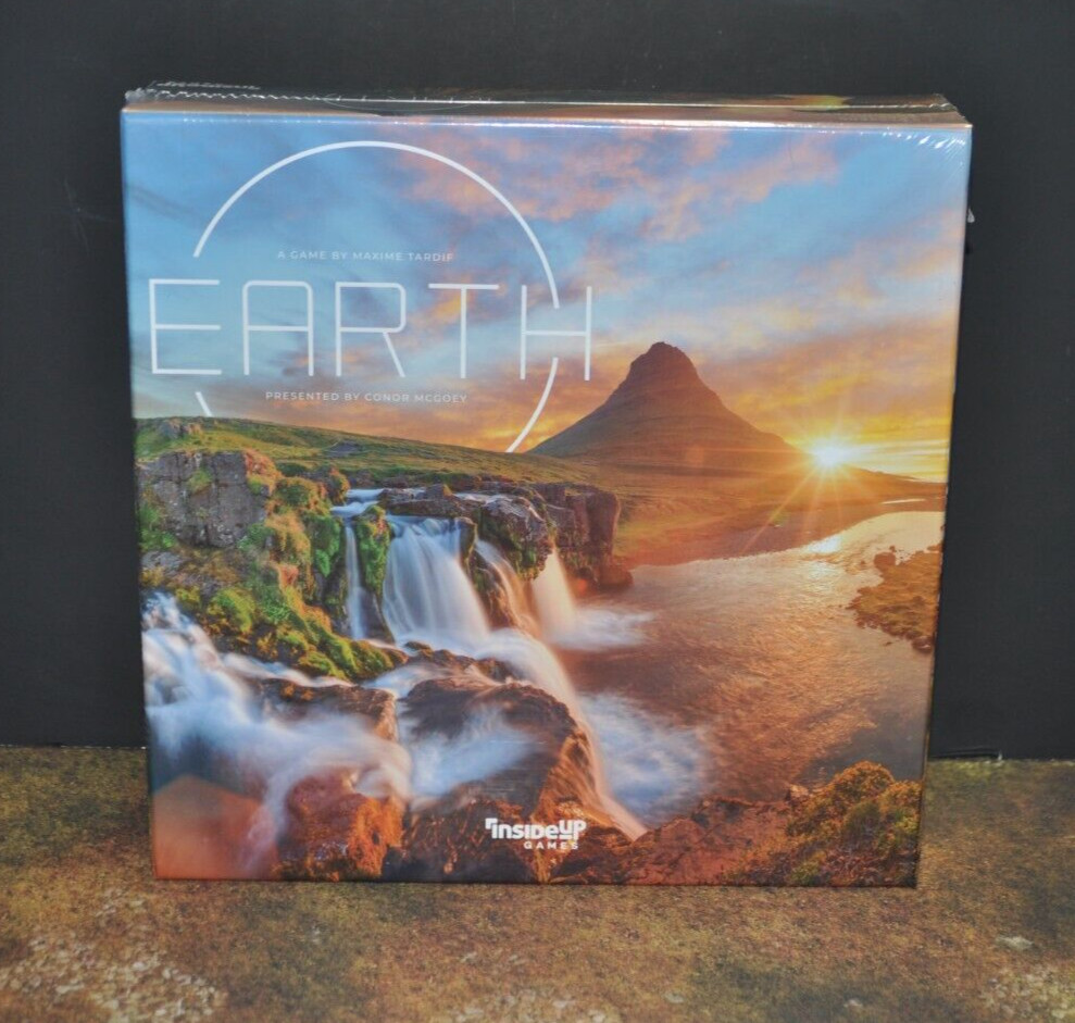 Earth Board Game – Inside Up Games