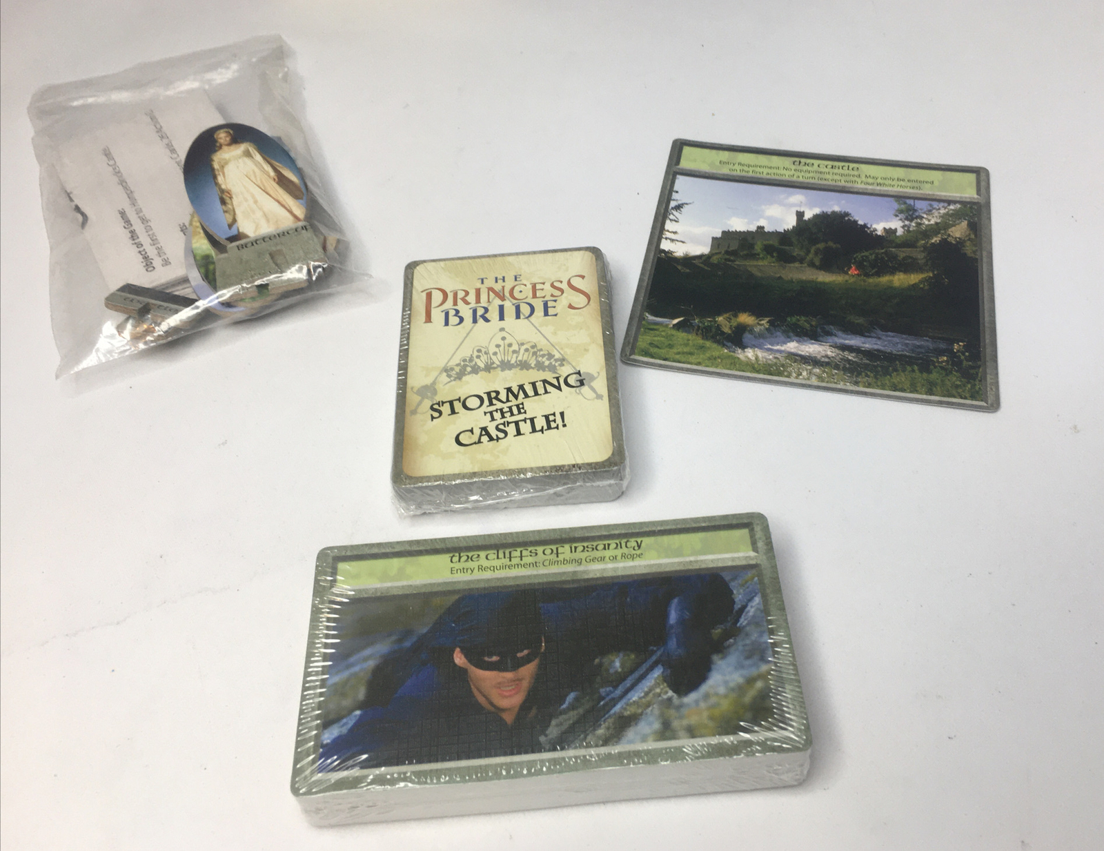 The Princess Bride Storming The Castle Card Game 2-4 Players Toy Vault !
