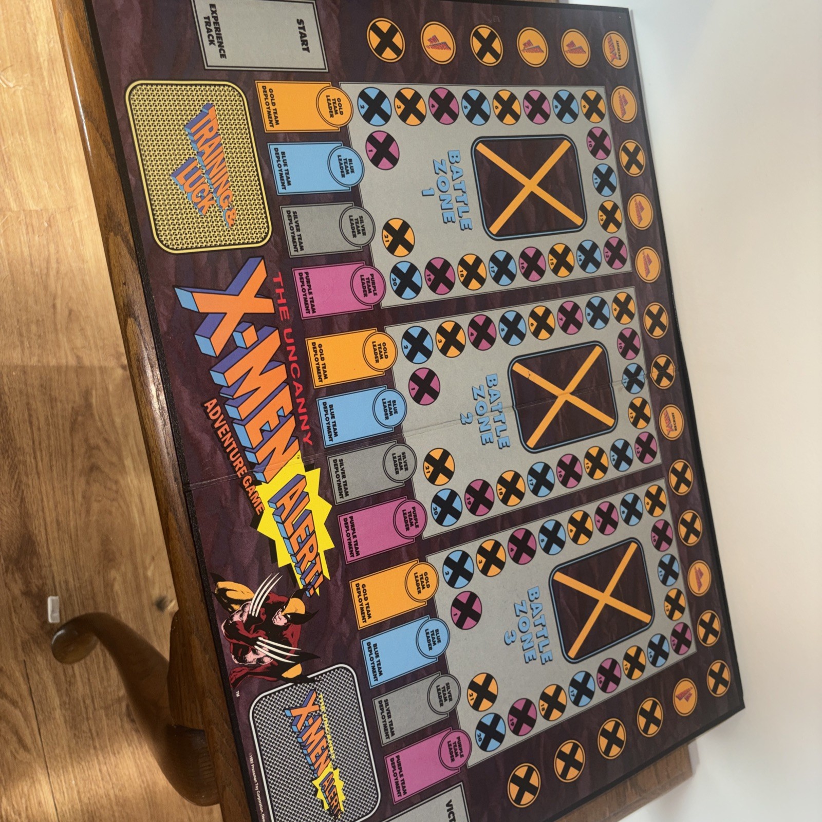 X-Men Alert Adventure Board Game Marvel Comic #4440 Pressman 18 Figures 1992