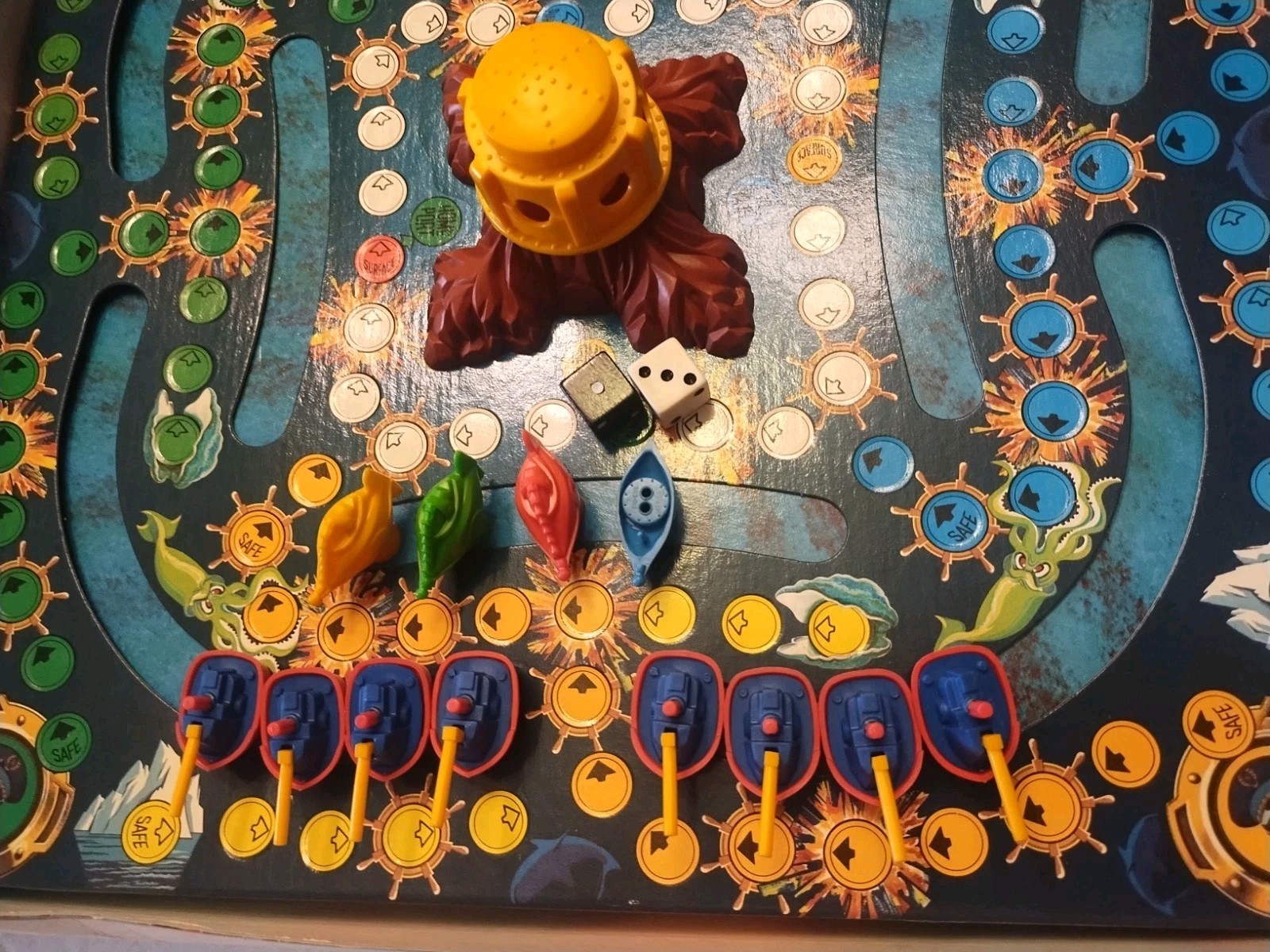 1975 Lakeside Walt Disney 20,000 Leagues Under The Sea Board Game NEAR COMPLETE