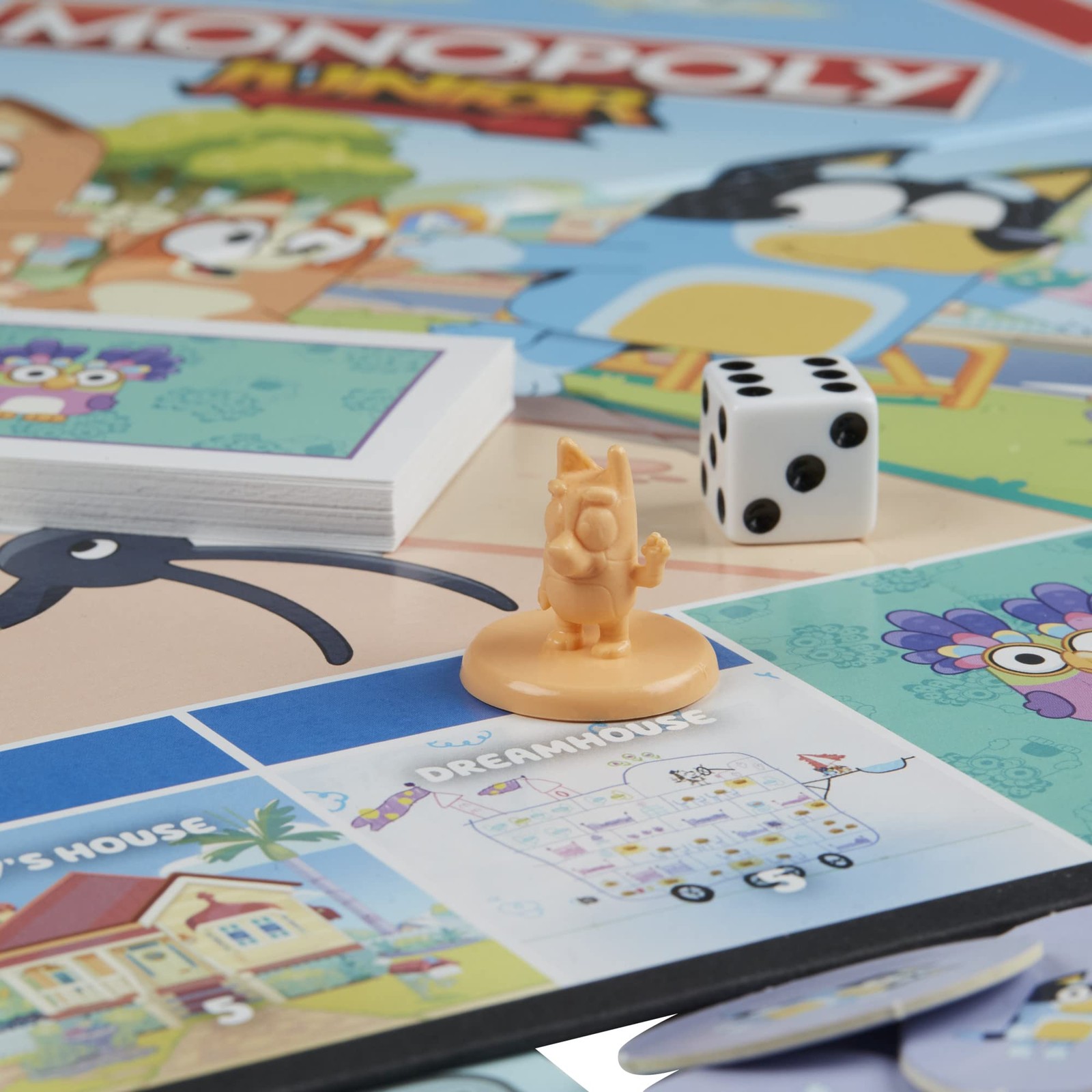 Hasbro Gaming Monopoly Junior Bluey Edition 10.51 x 13.11 x 0.1 inches, Blue