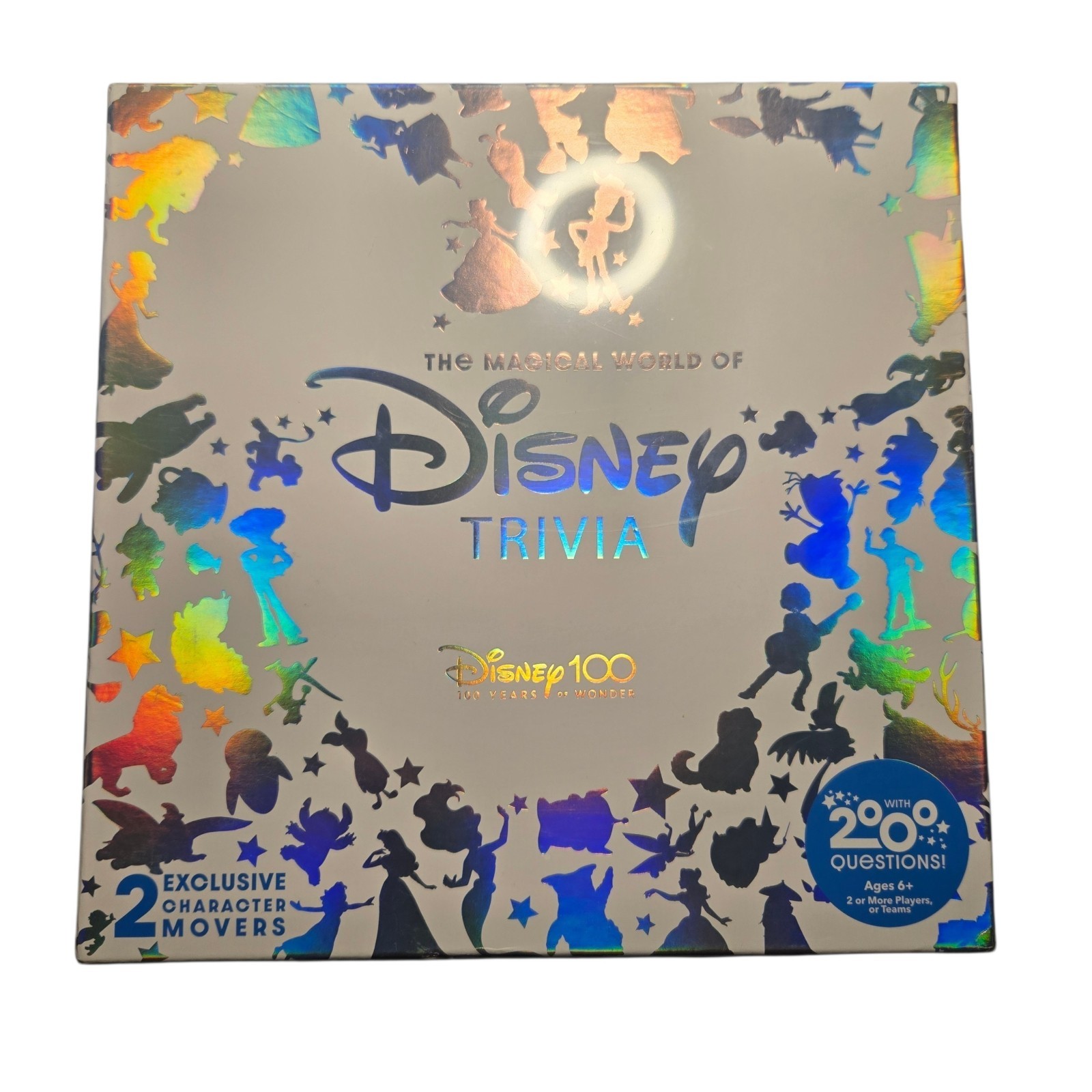Disney Trivia Platinum Board Game – Limited Edition – w/ 2 Characters