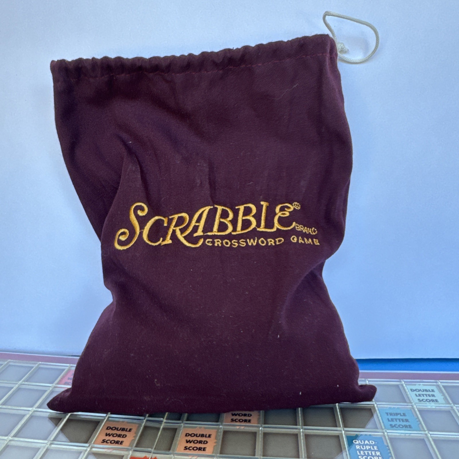 Super Scrabble Deluxe Edition Rotating 200 Tile Folding Rotating Board Complete