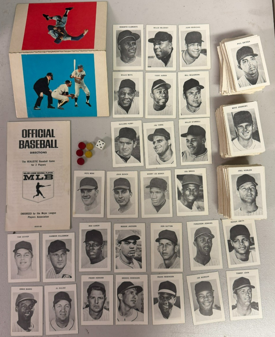 1969 Milton Bradley Official Baseball Game w/ Pieces & Several HOF Cards – See!