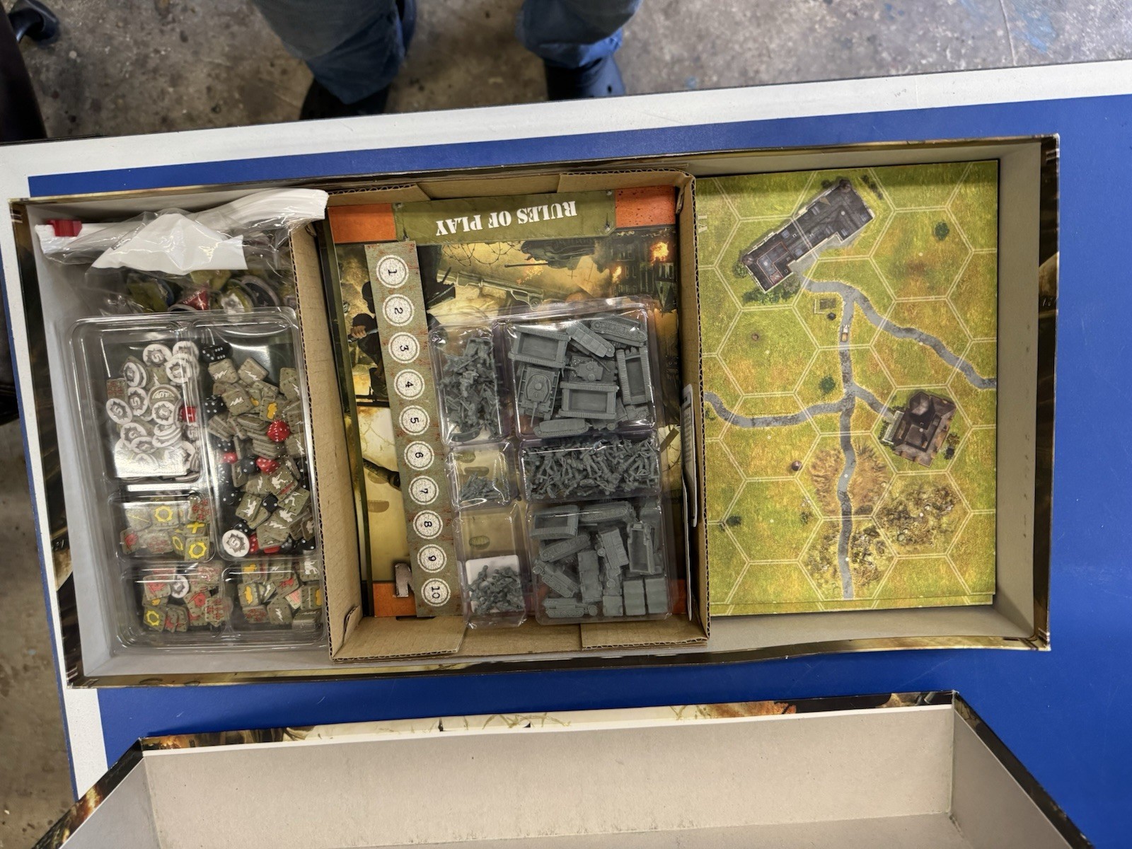 Days of Wonder Tide of Iron War Board Game Miniatures 2+ Players 12+ 2007