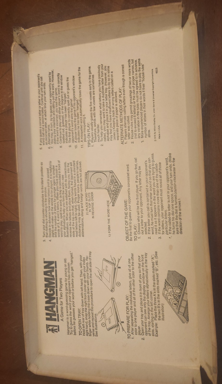 Vintage 1976 Hangman Board Game – Milton Bradley – Box Is In Poor Condition