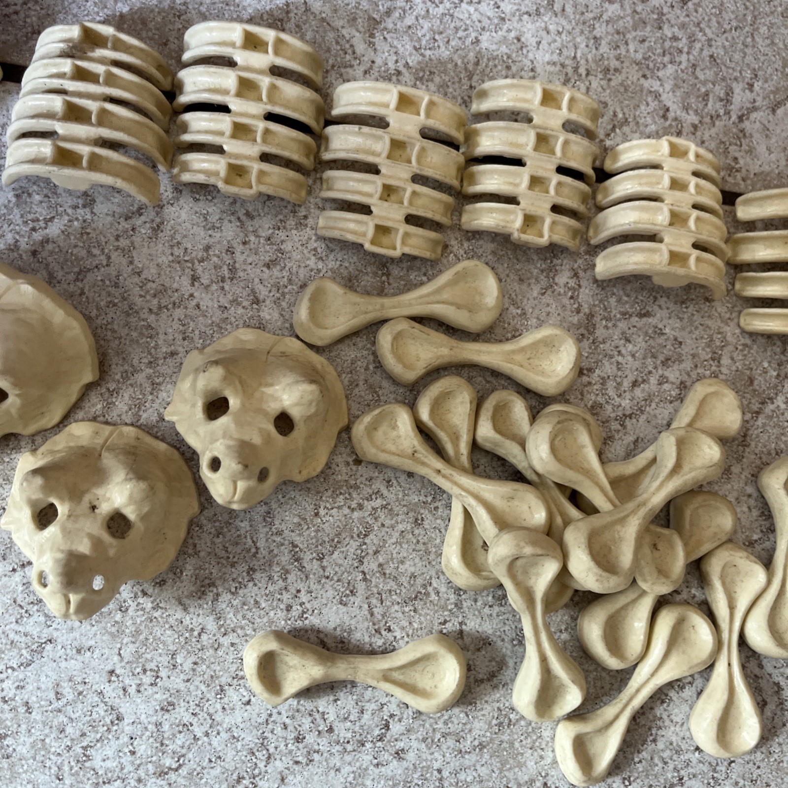 VINTAGE Gabriel Colossal Fossil Fight! Incomplete, please read for details!