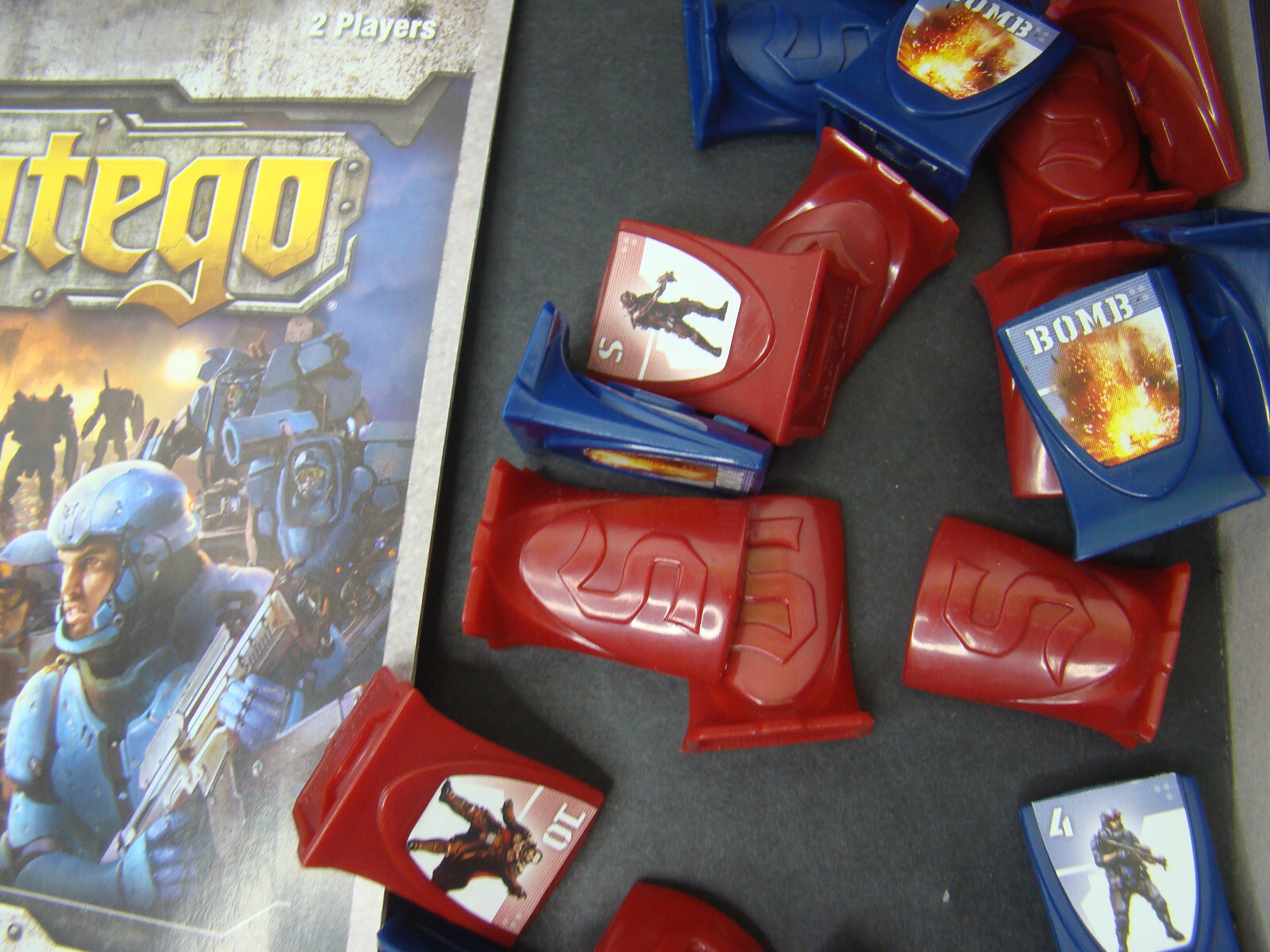 Stratego Royal Jumbo 50 year Spin Master Board Game 2011 all pieces, board, inst