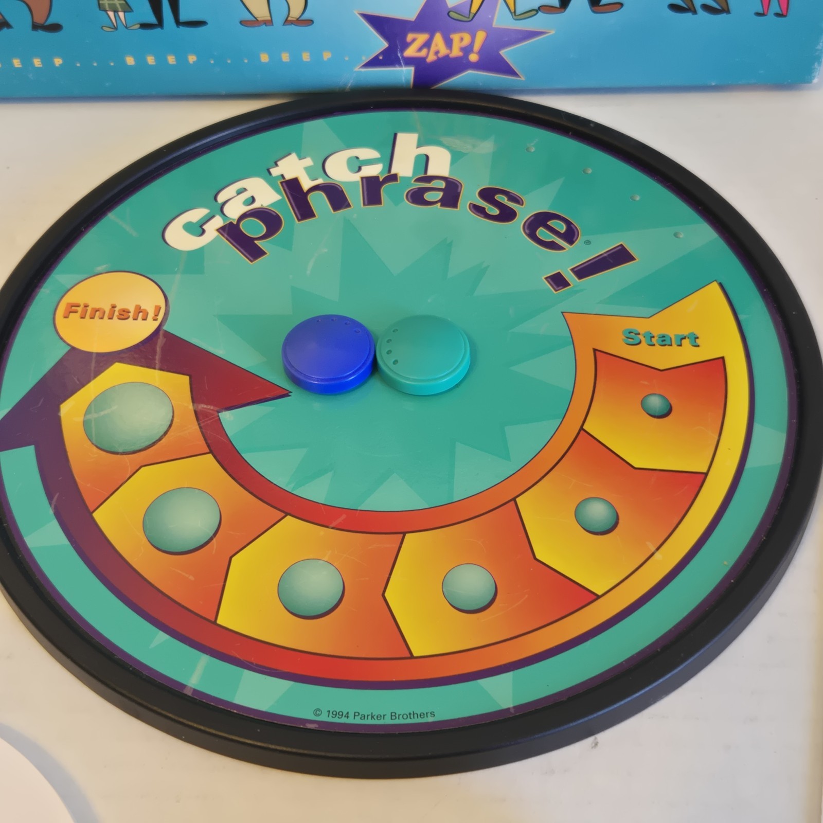 1994 CATCH PHRASE Game by Parker Brothers **COMPLETE**