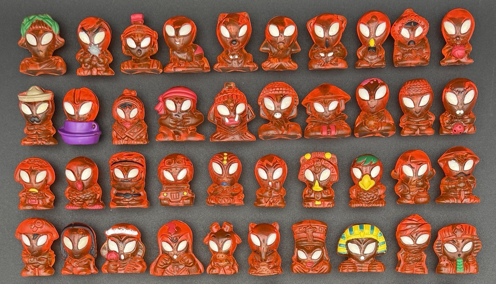 Full Set of 40 Hielocos Coca-Cola Aliens – Orange Edition – Mexico – Rare Set