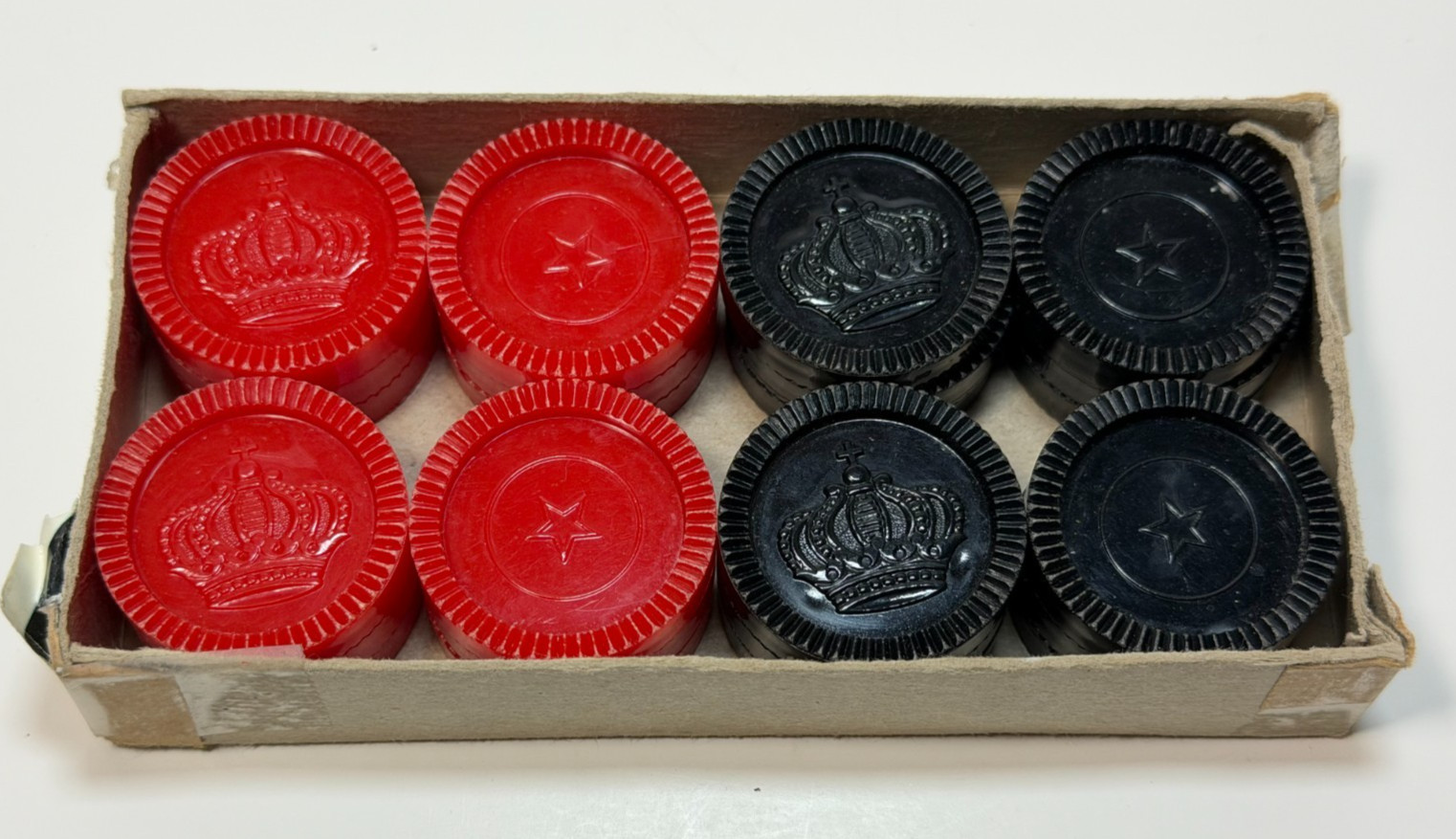 Vintage 1960 Whitman Crown Checkers No. 4413 Plastic Self Stacking – Complete