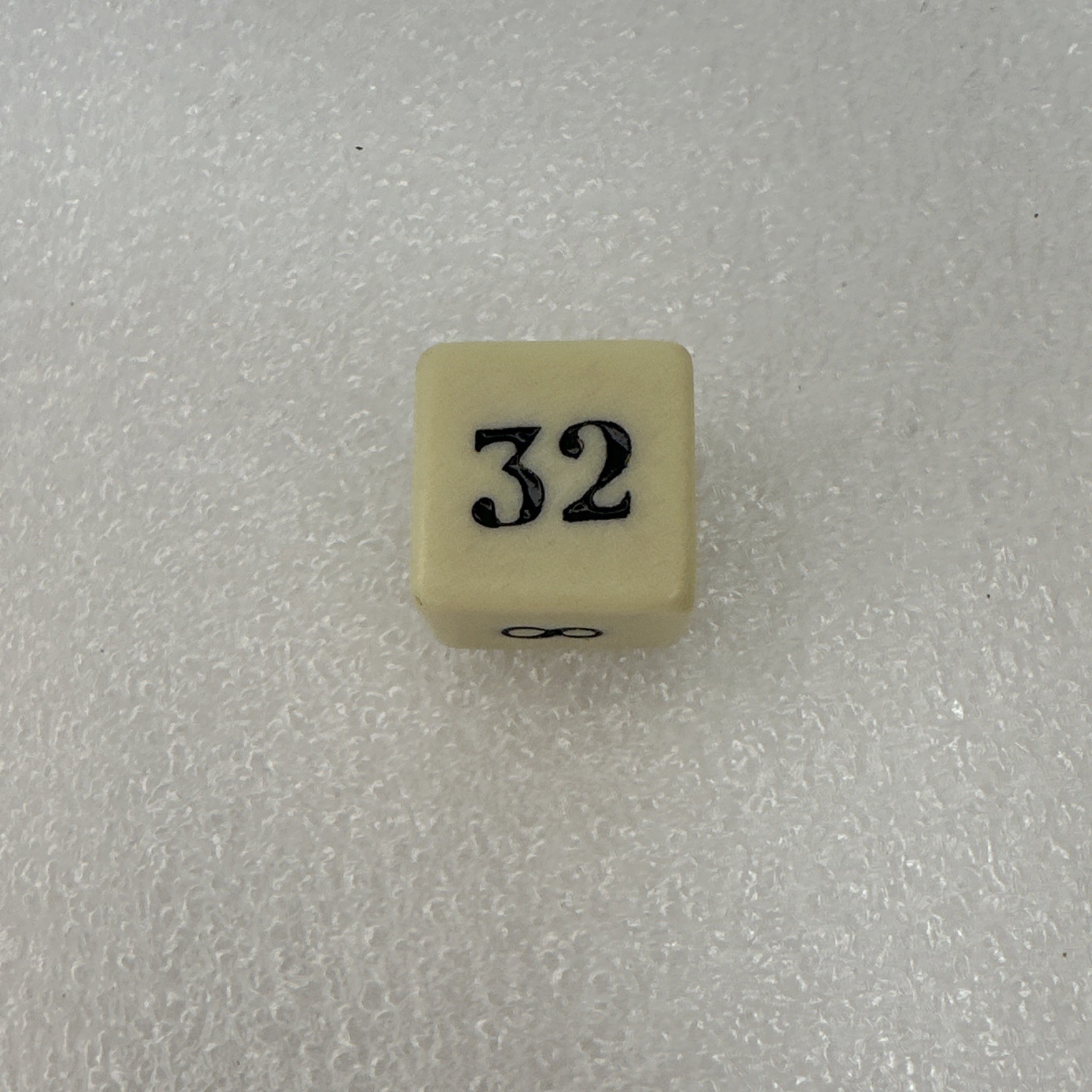Vintage Backgammon Dice 1 Doubling Cube & 1 White Rounded Edge Replacement Die
