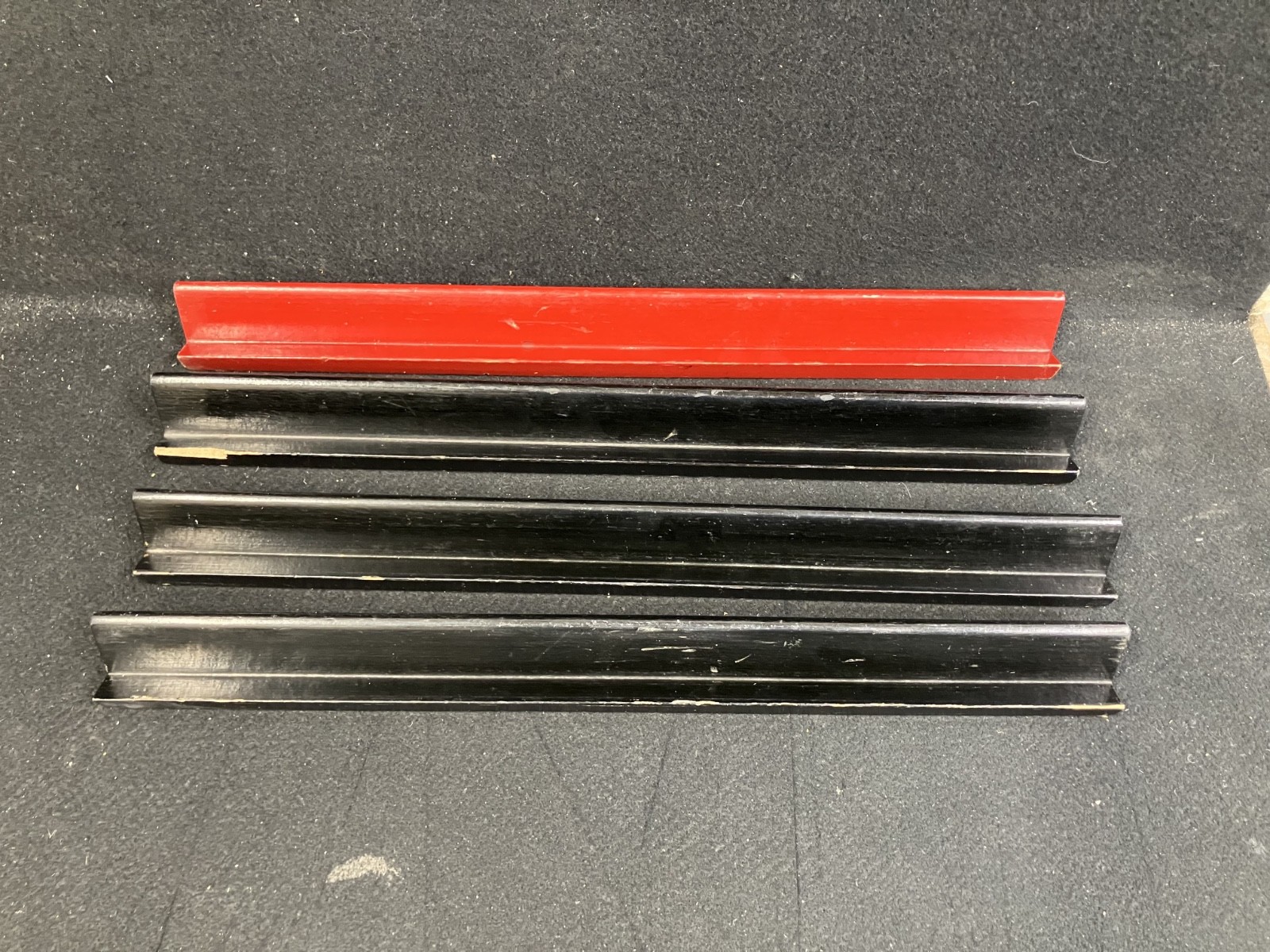 ANTIQUE MAH JONG 16″ WOOD TILE RACKS, LOT OF 4, INSTRUCTIONS ON BACK, 3 BL &1 RD