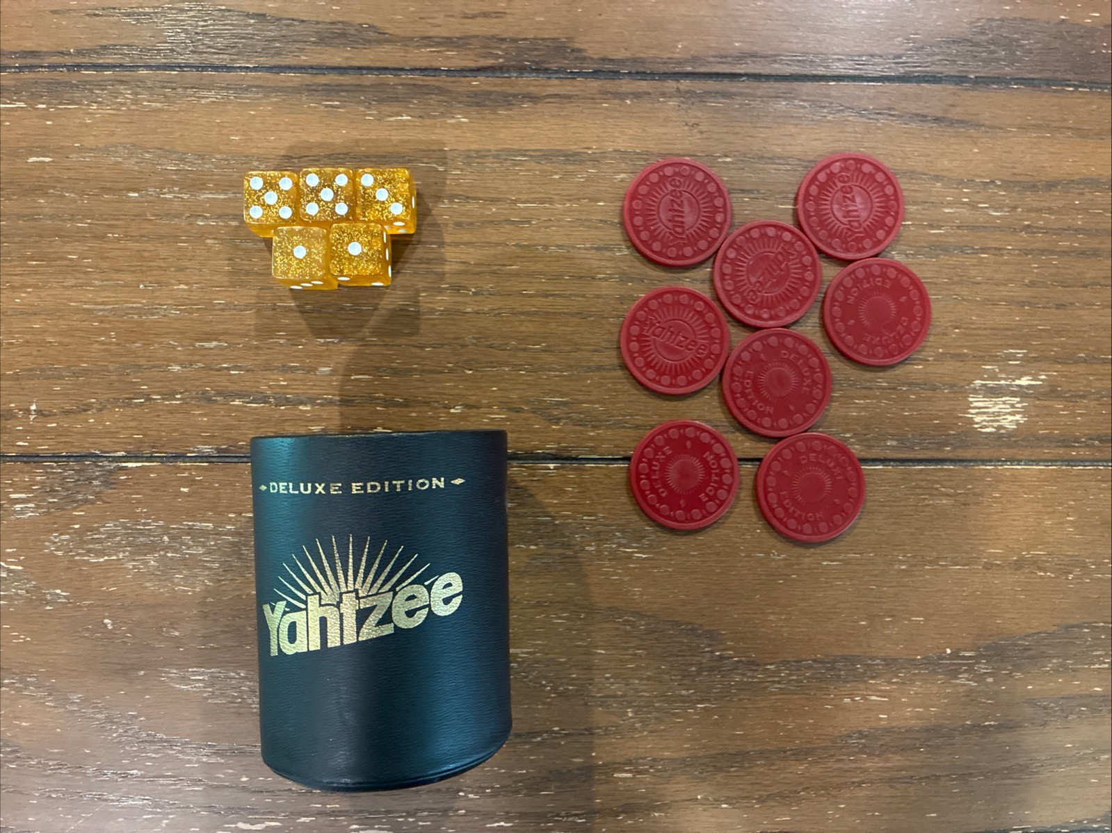 Yahtzee DELUXE Edition 100% COMPLETE Game Milton Bradley Vintage 1997