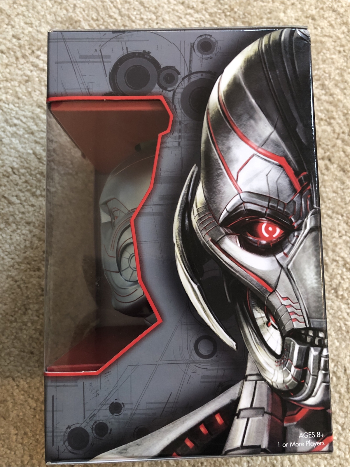 NEW Yahtzee Marvel Avengers AGE OF ULTRON Collectors Edition Dice Game