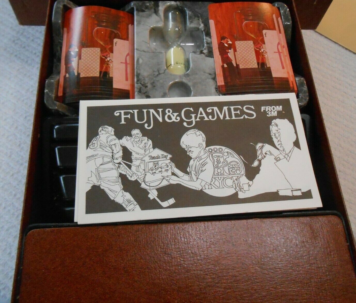 Foil – Card Game of Words and Wits 3M Bookshelf Edition Complete