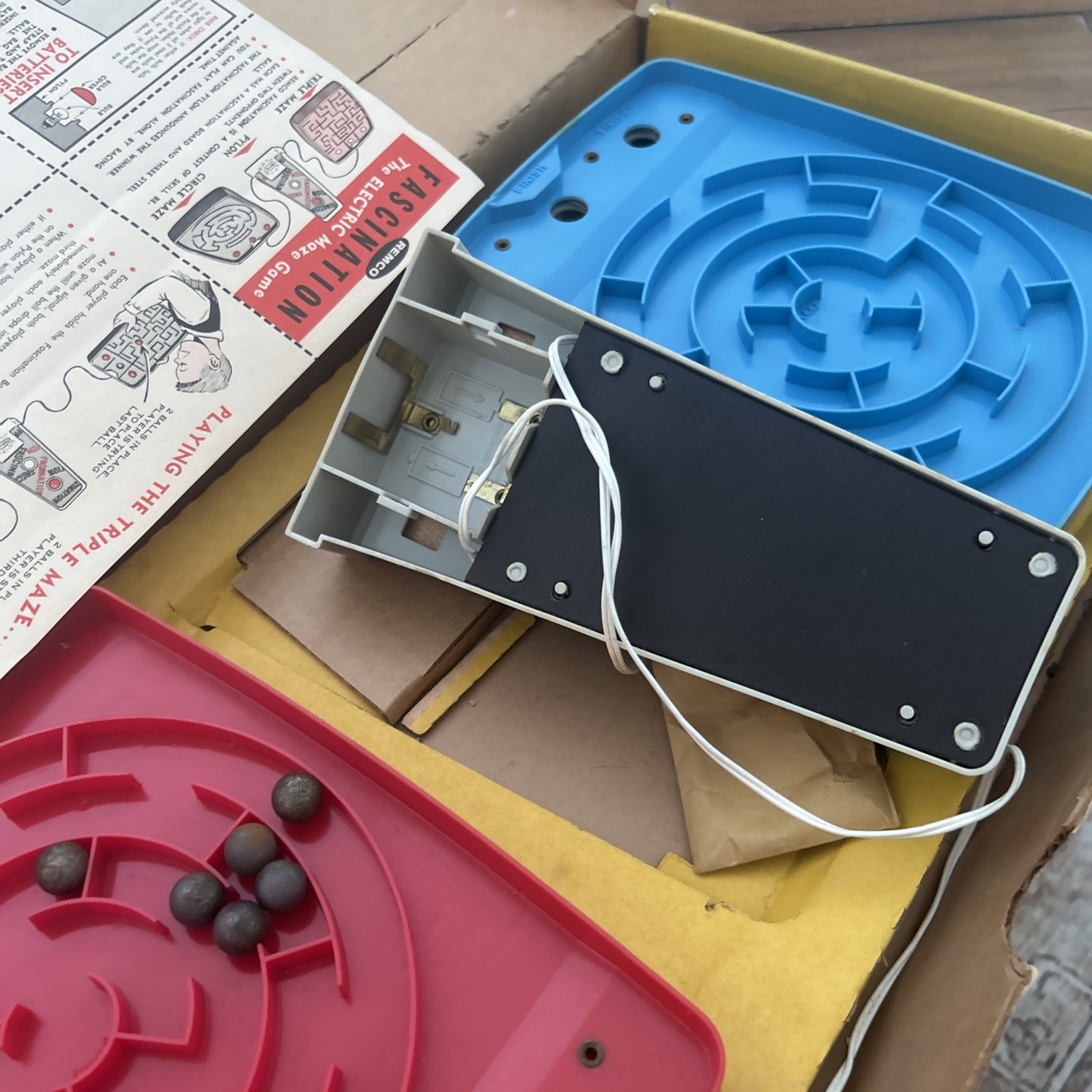 1961 Remco Fascination Electric Maze Game Orig Box UNTESTED