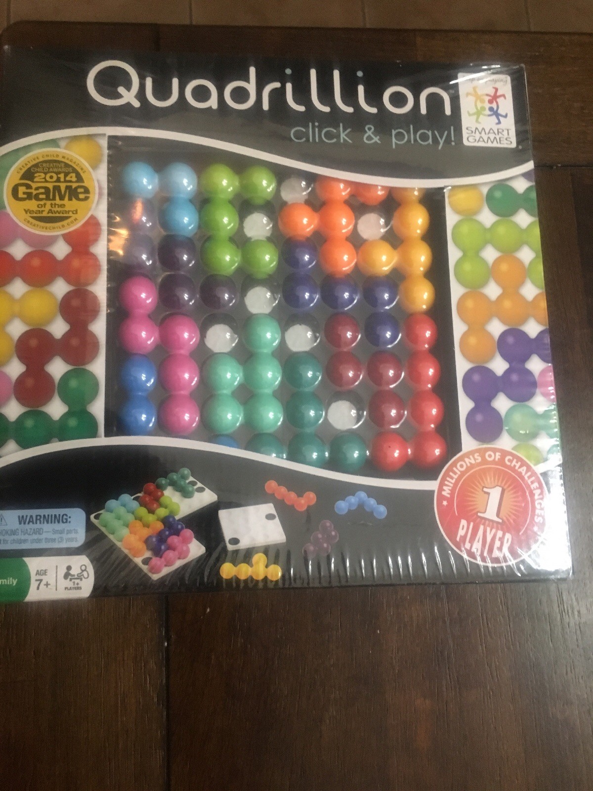 Quadrillion Click And Play By Smart Games , Game Of The Year Award. New sealed