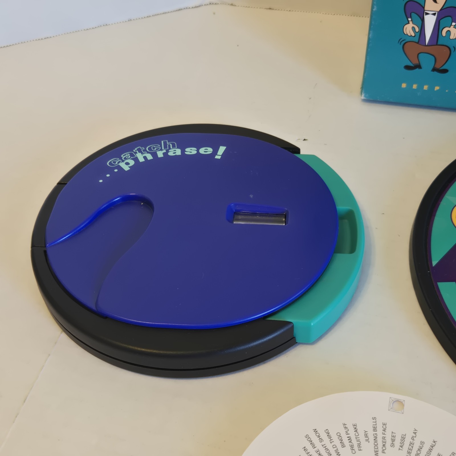 1994 CATCH PHRASE Game by Parker Brothers **COMPLETE**