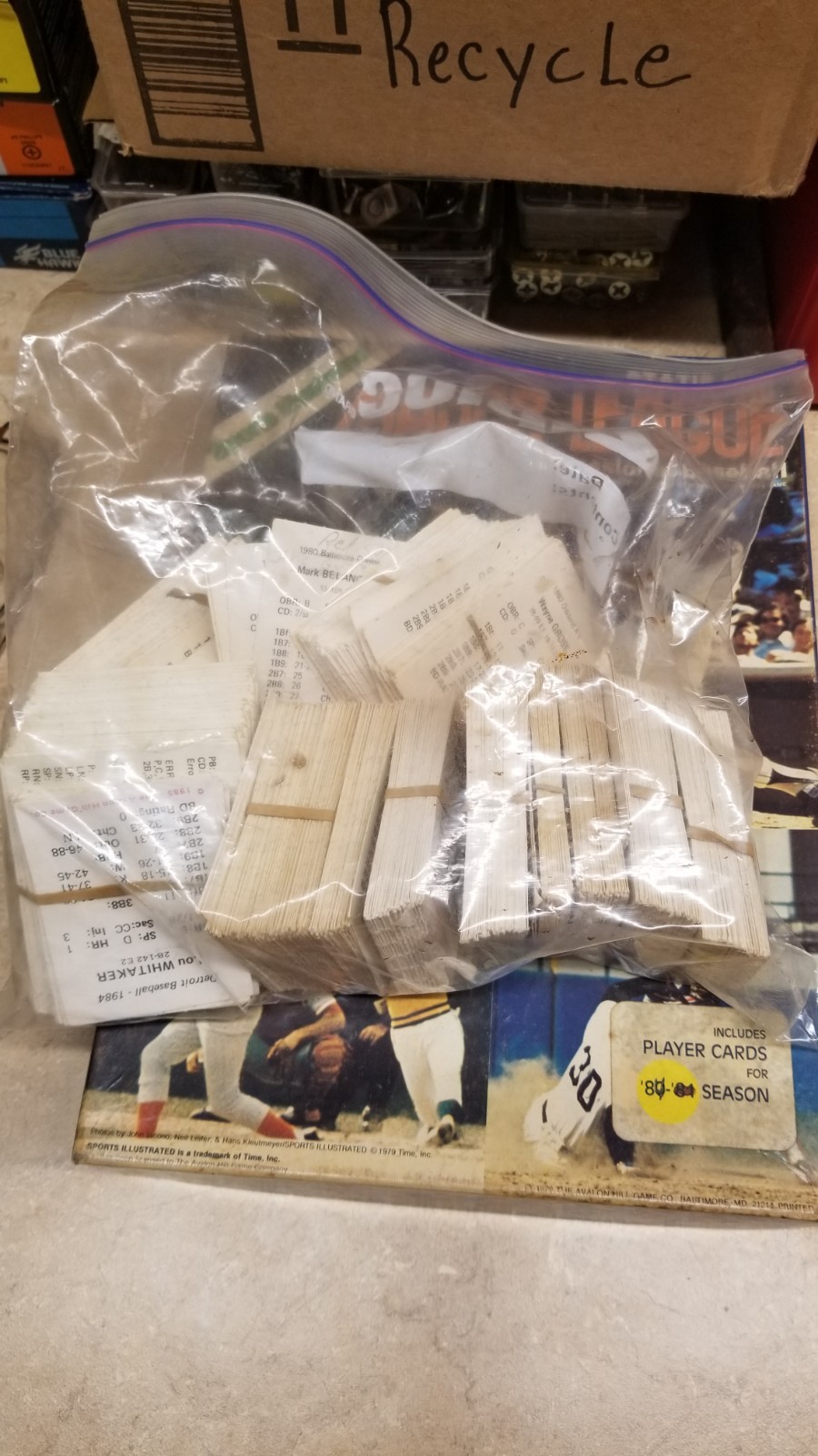 SPORTS ILLUSRATED STATIS-PRO BASEBALL GAME WITH PLAYERS FROM 84 SEASON COMPLETE