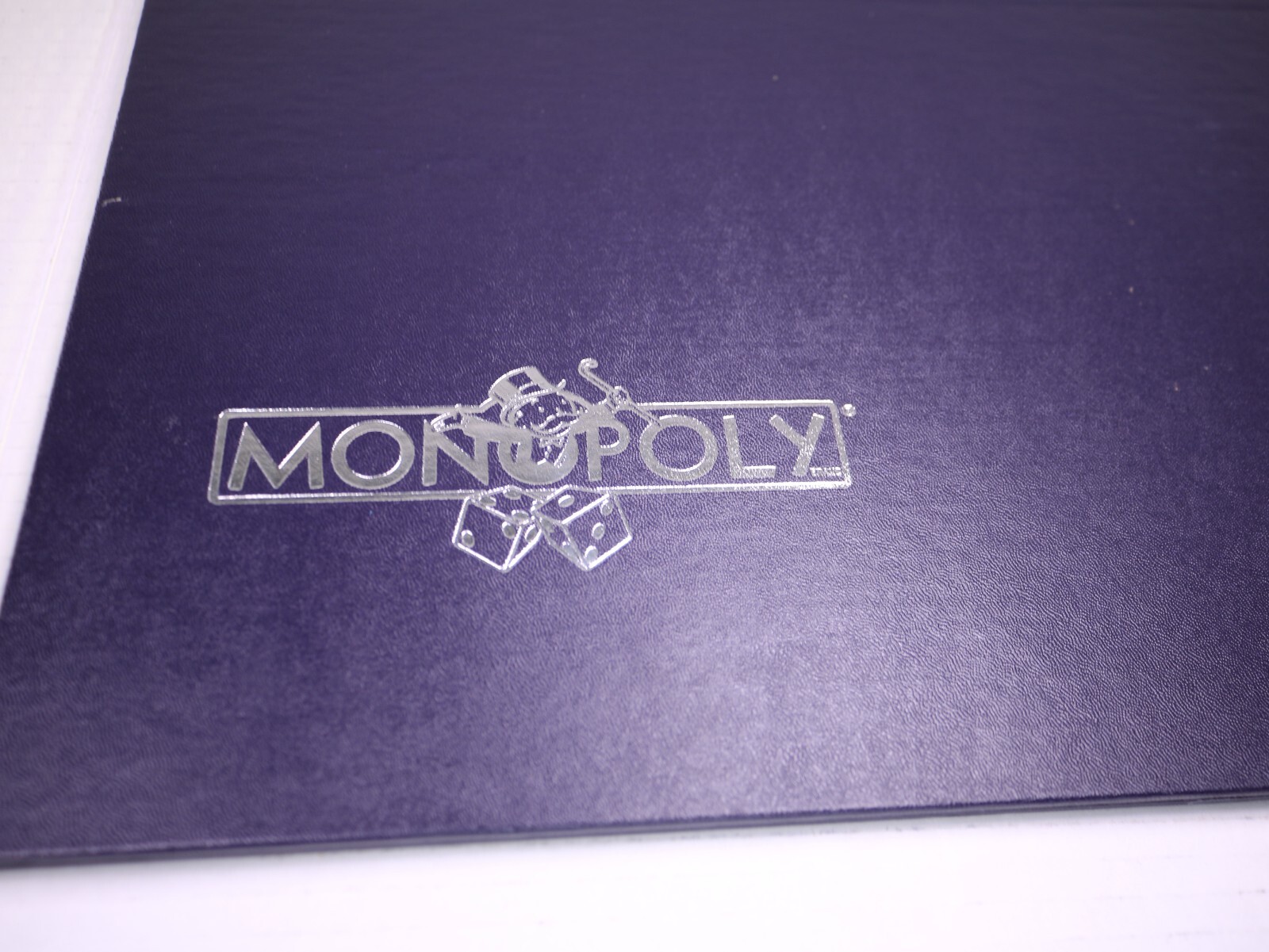 1995 Monopoly Deluxe Edition Board Game 100% Complete Gold Tokens, Clean See Pic