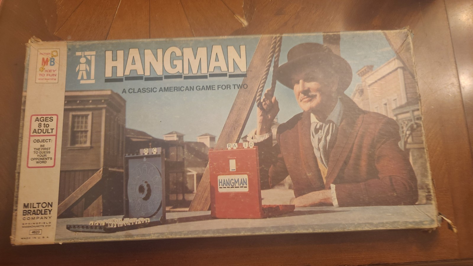 Vintage 1976 Hangman Board Game – Milton Bradley – Box Is In Poor Condition