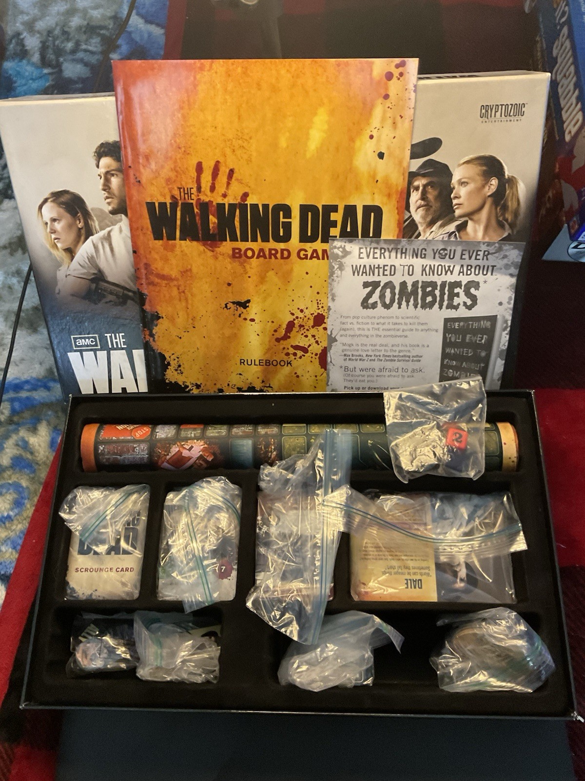 The Walking Dead Cryptozoic Board Game 1-4 Players Ages 15+ 2011 See Description