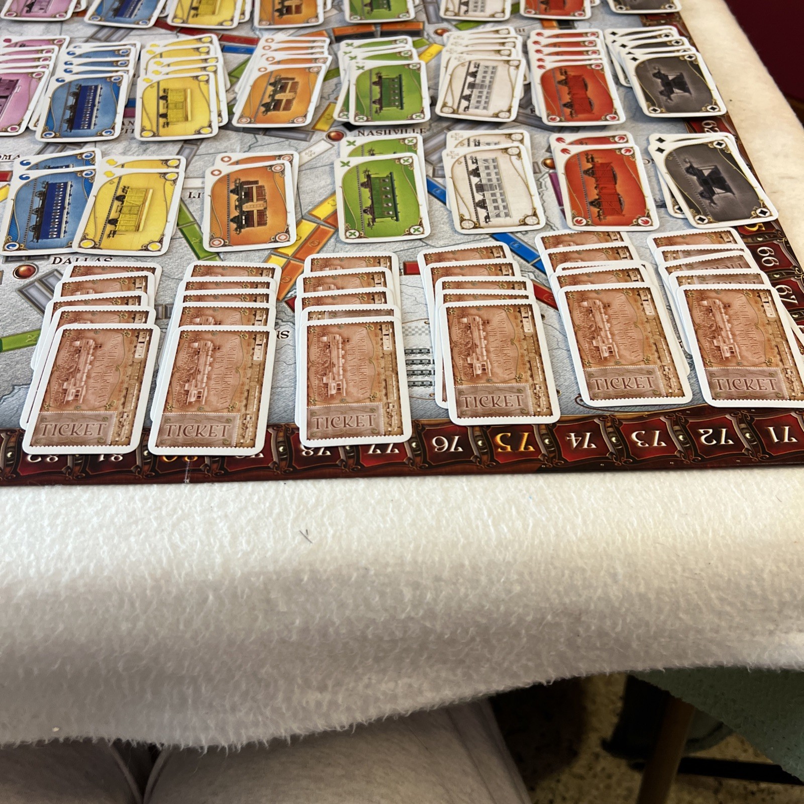Days of Wonder Dow Ticket to Ride Complete All Pieces Included