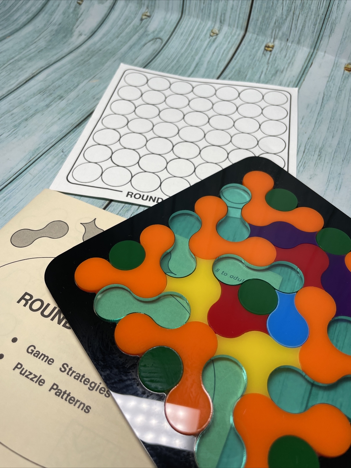 1986 Kadon ROUNDOMINOES Game pattern Puzzle Brain Teaser Problem solving Jigsaw