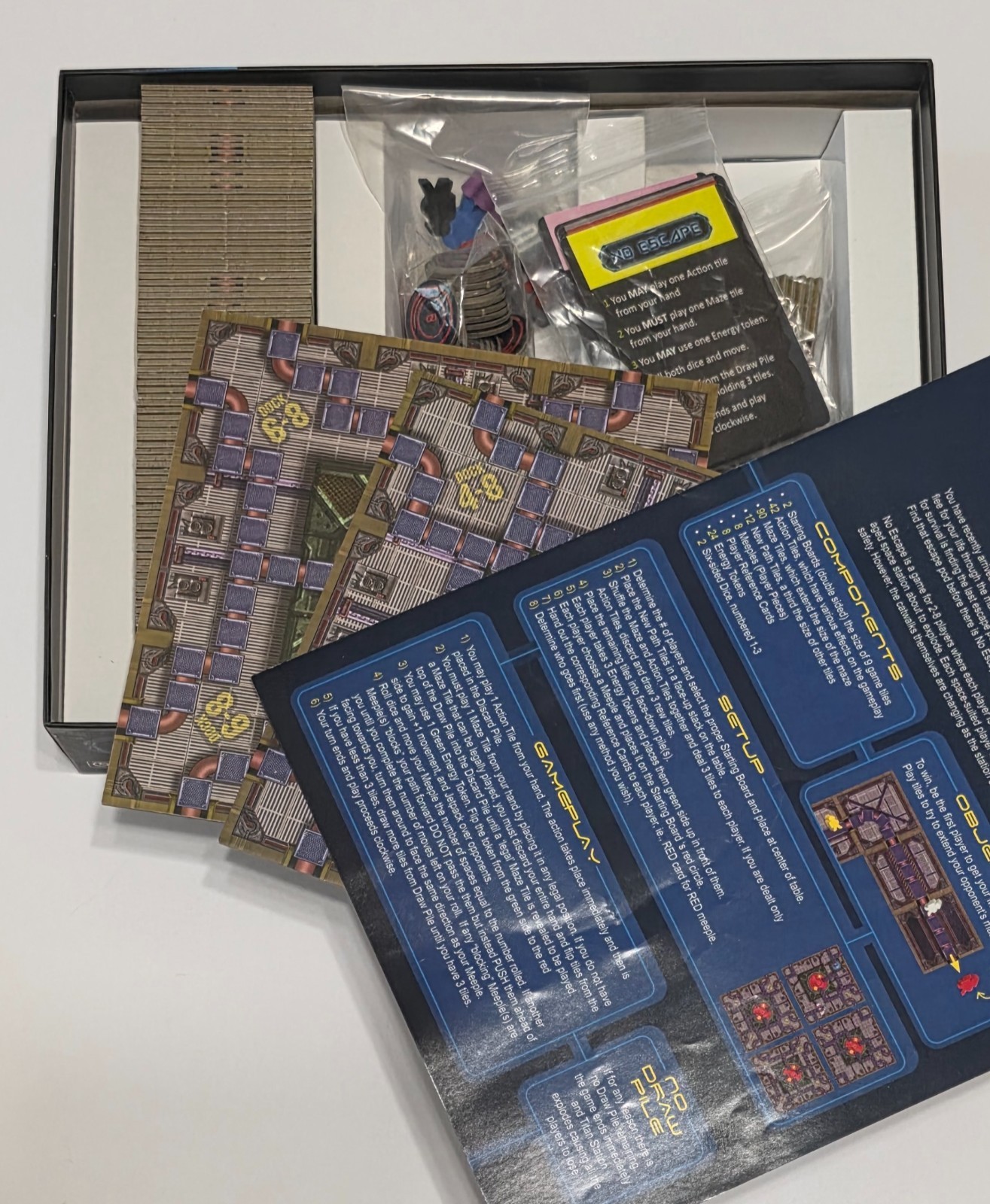 OOMM Games No Escape Board Game Maze-Building Dice Family 2-8 Players Ages 8+