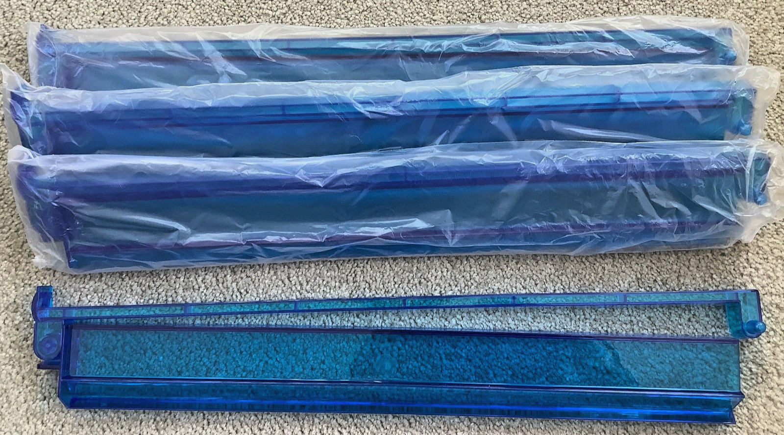Set of 4 Acrylic Deep Blue Translucent Mah Jongg Racks with Pushers 17-1/2″