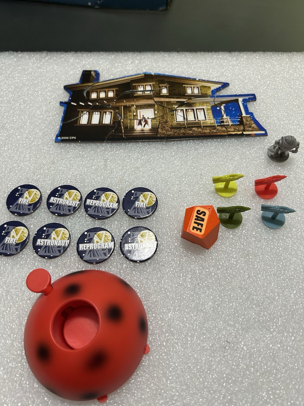 ZATHURA Adventure Is Waiting 2005 Pressman Board Game Complete – Read