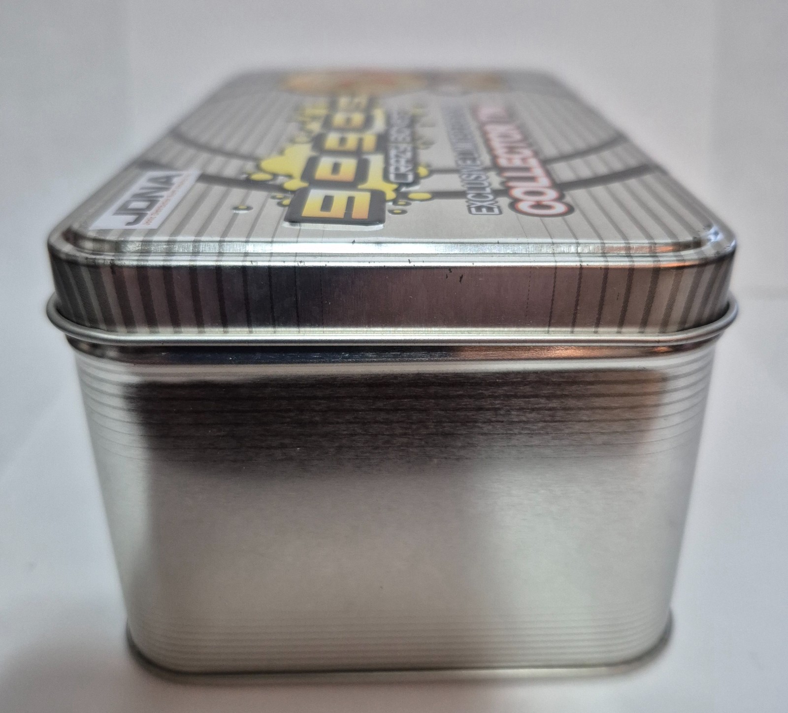 2010 JONA Gogo’s Crazy Bones Exclusive Ltd Edition Collector Tin w/ 27 Figures