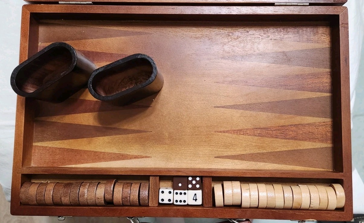 Solid Wood Backgammon Game Varnished Folding Board Set Complete EUC