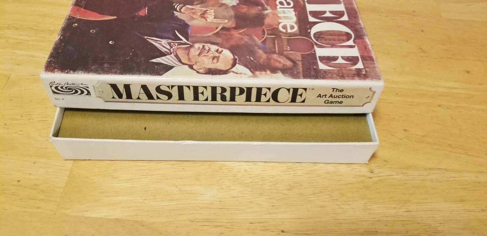 1970 Masterpiece The Art Auction Game Parker Brothers, missing a few clips