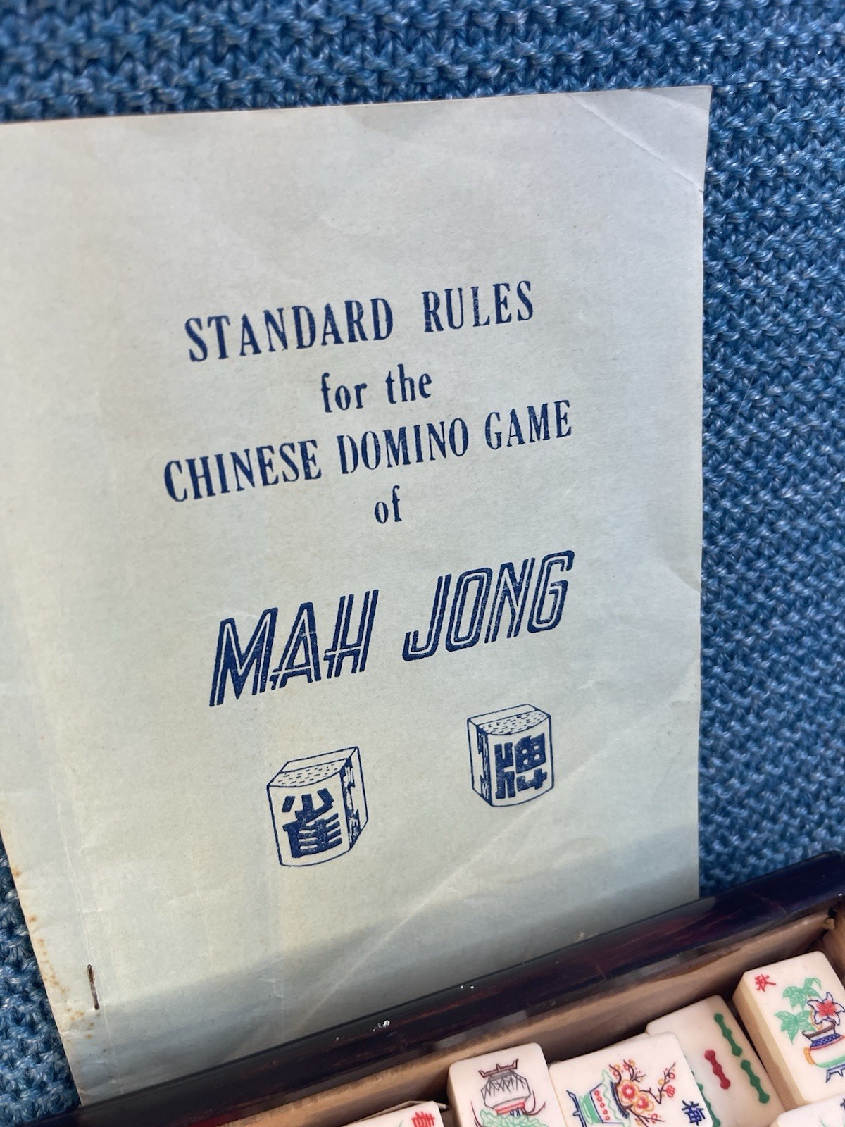 Antique 1920s Chinese Mahjong Set Bone & Bamboo Dovetail Tiles VTG