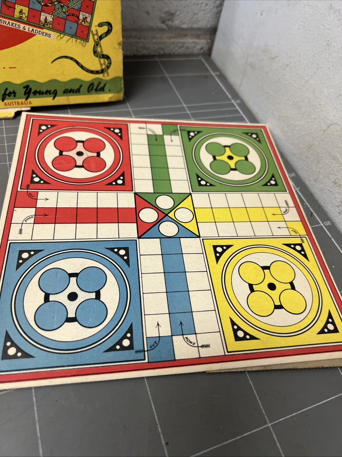 VINTAGE BOARD GAME THREE INDOOR GAMES ACE AUSTRALIA 1940s TANK ATTACK SNAKES ART