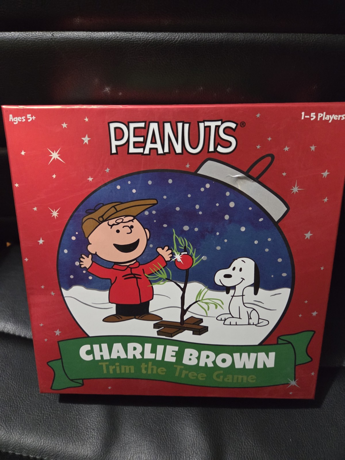 Funko Peanuts Charlie Brown Trim the Tree Complete Game for 1-5 Players