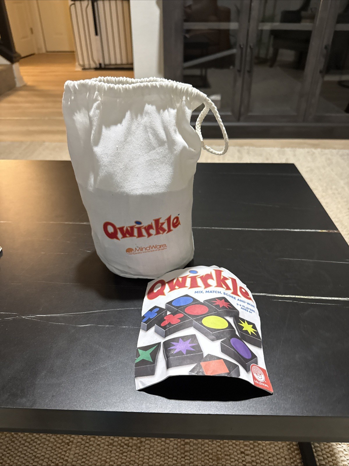Qwirkle Cubes Game Mix Match Roll & Win Mindware 2009 Dice Family Night
