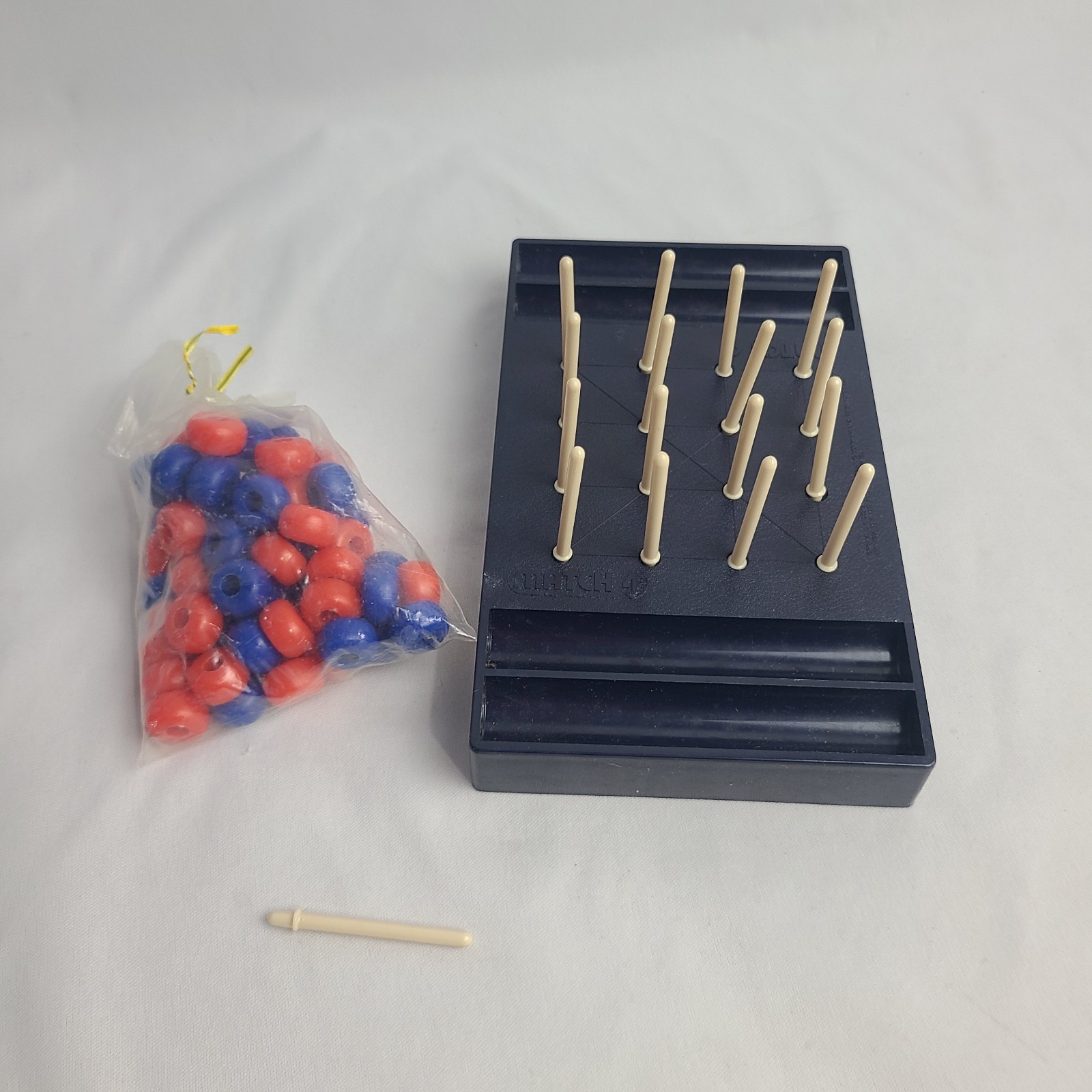 VTG Hilco Match 4 Strategy Board Game The Ultimate Battle of Wits Complete Box