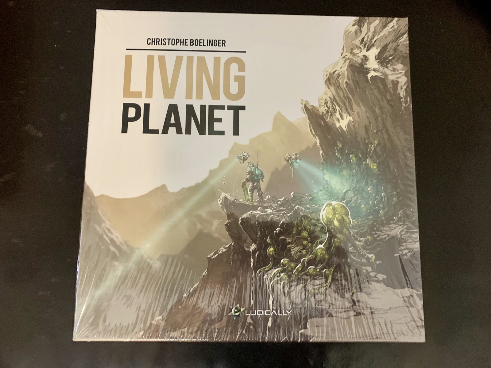 Living Planet Board Game—NEW