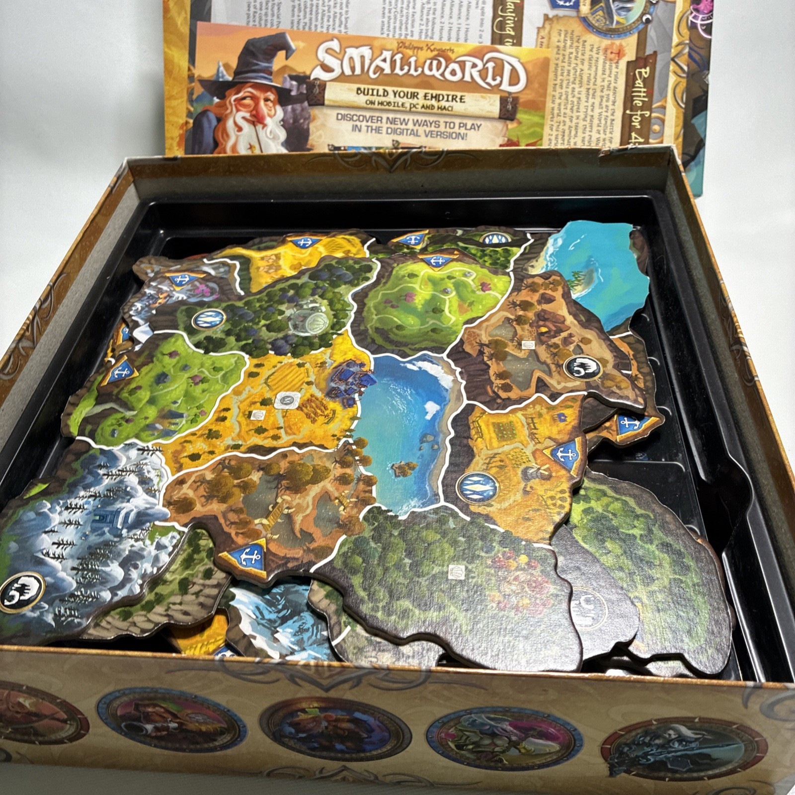 Small World of Warcraft Board Game Days of Wonder Blizzard 2-5 Players Complete