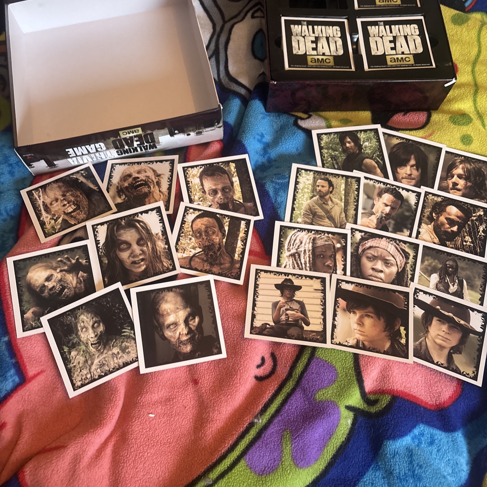 AMC: The Walking Dead ‘Trivia Board Game’ 2014 great condition – COMPLETE!